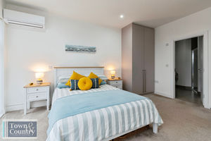 WATERSIDE MARINA- click for photo gallery